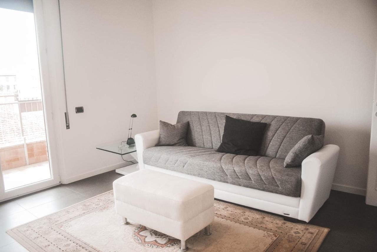 시에나 Nova Domus Flat Free Private Parking 아파트 외부 사진